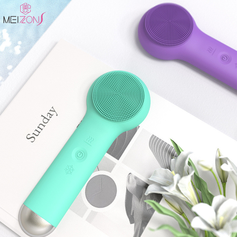 3 in 1 Heat & cold Facial Cleansing Brush Massager Silicone Face